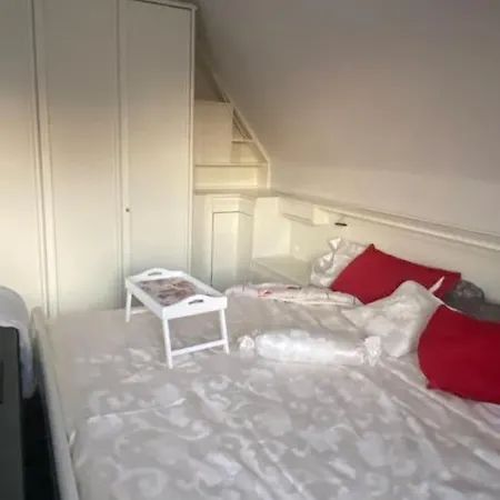 Apartment Sonniges In Naehe Zentrum